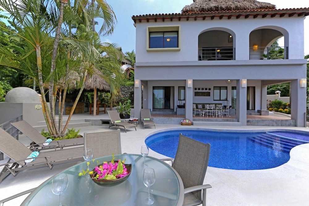 CASA-AMIGOS-POOL