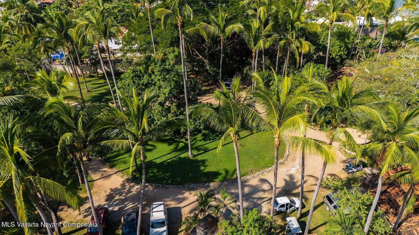 Casa Mirlo 26 Casa Mirlo is an exceptional Sayulita beachfront home for sale and one of the few true beachfront properties available in Sayulita. Offering unmatched location and privacy, this recently renovated three-bedroom residence sits just steps from the sand within the exclusive Las Gemelas complex, a boutique community of only six homes on the highly desirable north side of Sayulita. This rare Sayulita real estate opportunity features a modern chef’s kitchen, outdoor patio, cozy indoor terrace, interior fountain, lush gardens, and generous storage throughout. All three bedrooms include en suite bathrooms, providing comfort and privacy for both owners and guests. Located next to the pool and directly beachfront, Casa Mirlo offers immediate access to the ocean while remaining just a five-minute walk to the town center, restaurants, and main beach. As one of the limited beachfront homes in Sayulita, this property represents a unique opportunity for buyers seeking a Sayulita beachfront property, whether for a private residence, vacation home, or high-performing investment in the growing Sayulita real estate market.