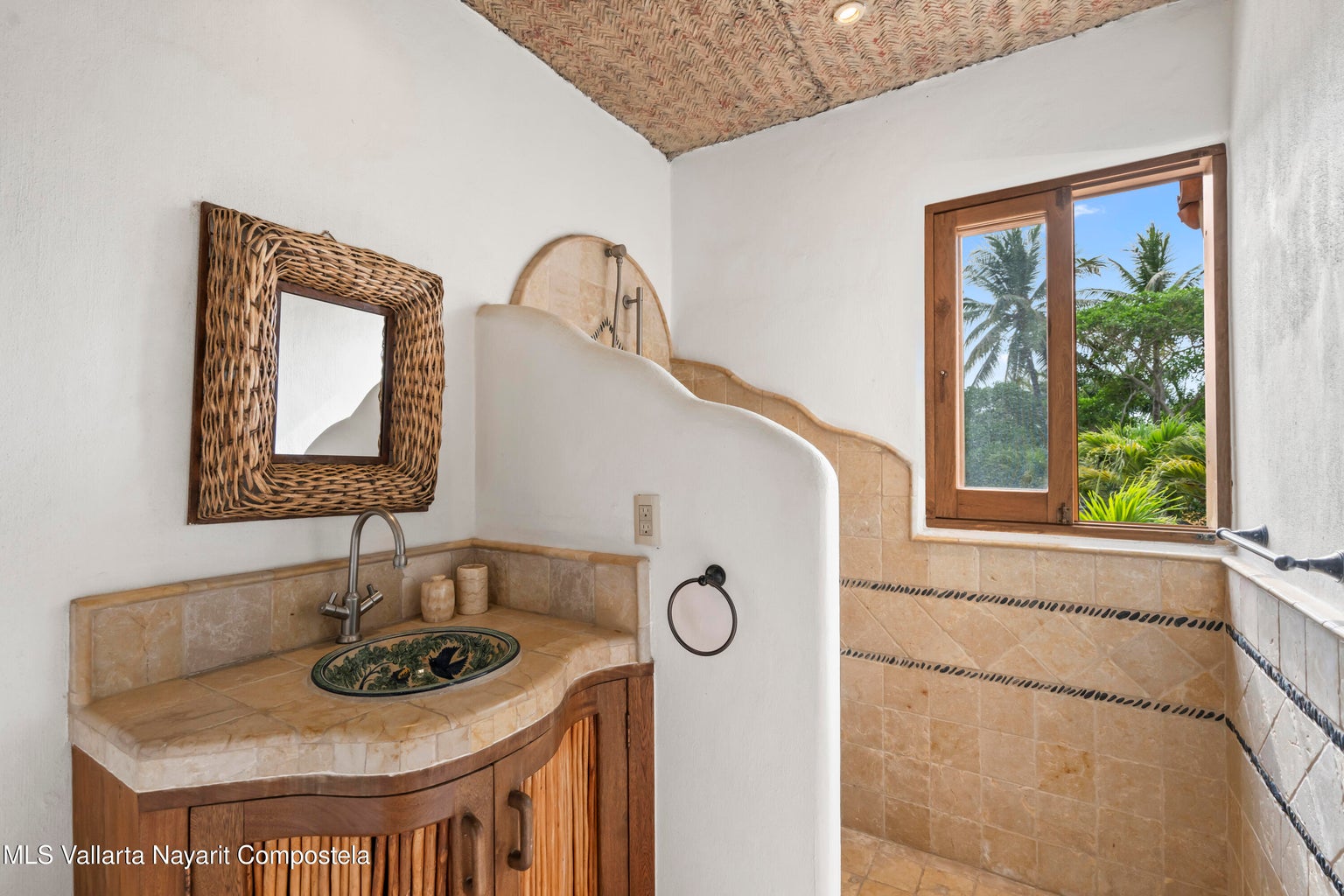 Luxury Mexican-style home with saltwater pool near the beach on Sayulita’s North Side