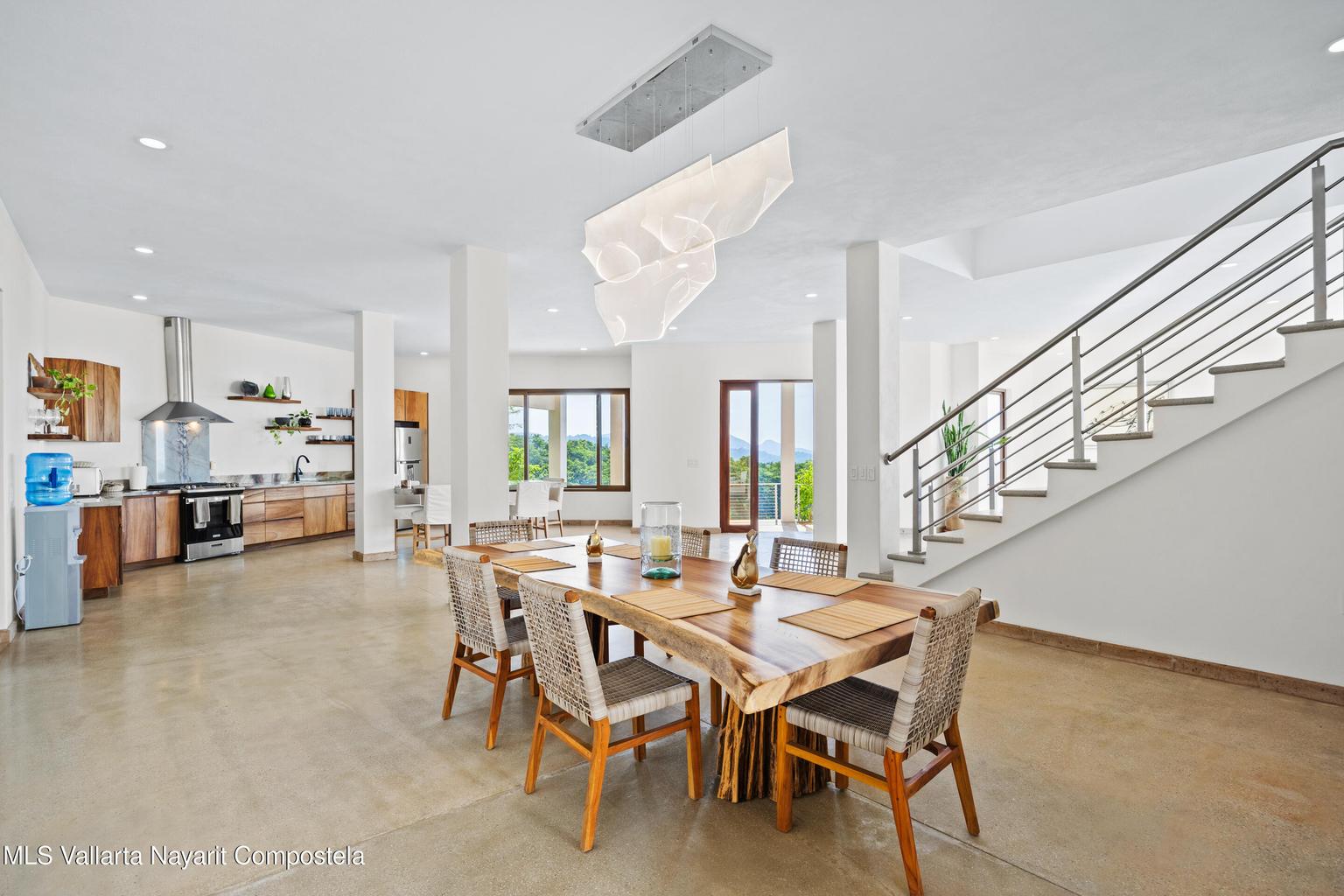 Casa del Sol 16 Casa de lujo de 4 recámaras con vistas panorámicas al océano y la selva en Sayulita, Riviera Nayarit