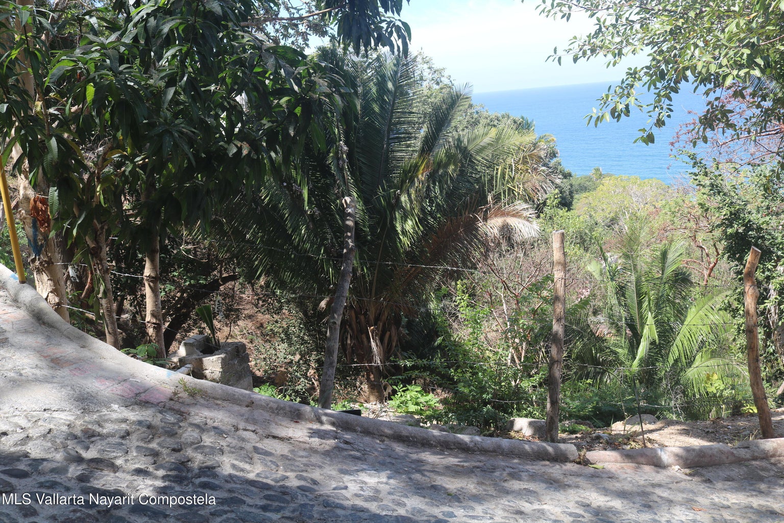 Ocean view lot for sale in Sayulita Northside