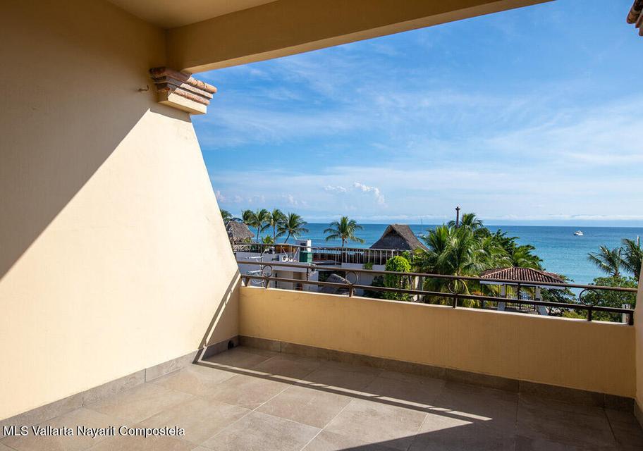 Ocean view condo near the beach at El Anclote in Punta de Mita Riviera Nayarit