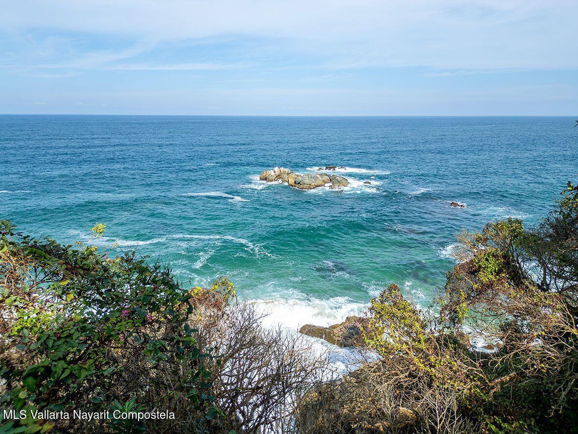 Oceanfront land for sale in San Pancho Riviera Nayarit with panoramic Pacific Ocean views