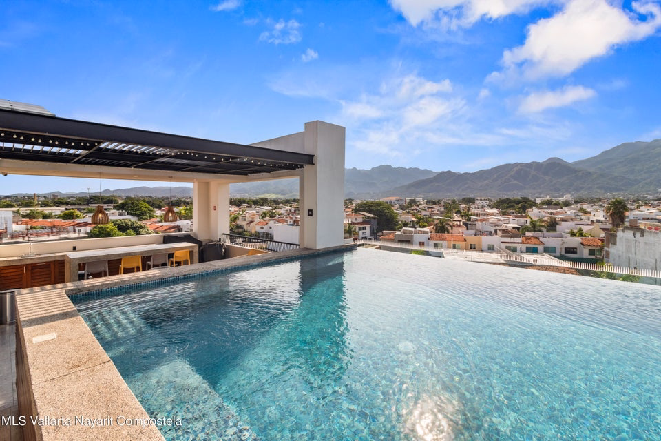 Modern apartment for sale in Fluvial Vallarta, Puerto Vallarta.