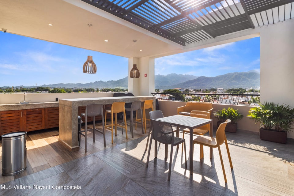 Modern apartment for sale in Fluvial Vallarta, Puerto Vallarta.