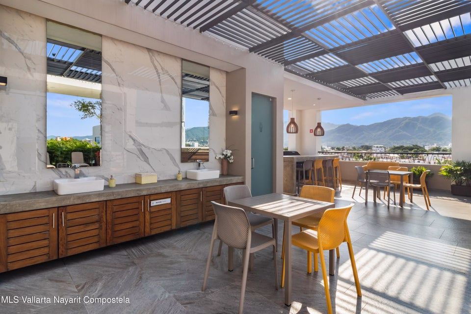 Modern apartment for sale in Fluvial Vallarta, Puerto Vallarta.