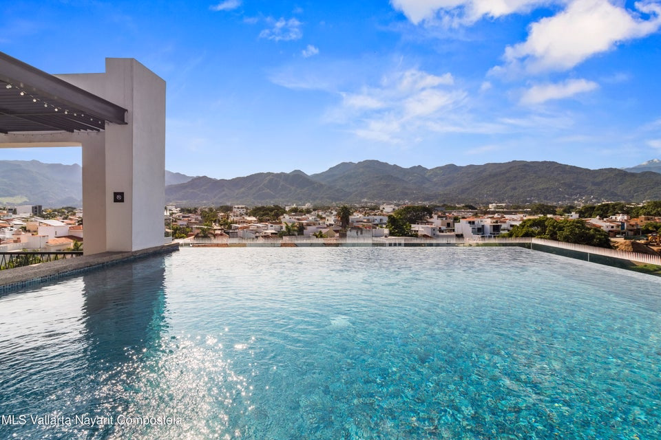 Modern apartment for sale in Fluvial Vallarta, Puerto Vallarta.