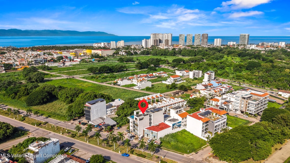 Modern apartment for sale in Fluvial Vallarta, Puerto Vallarta.