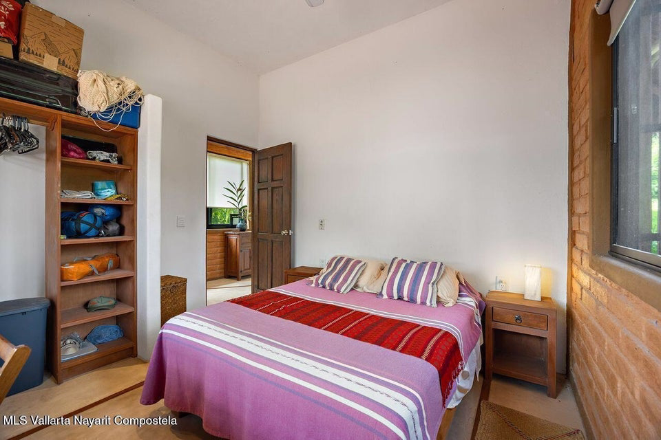 Tahiti-Casa-de-los-Pajaros-11 Investment property for sale in San Pancho with four rental apartments and private home