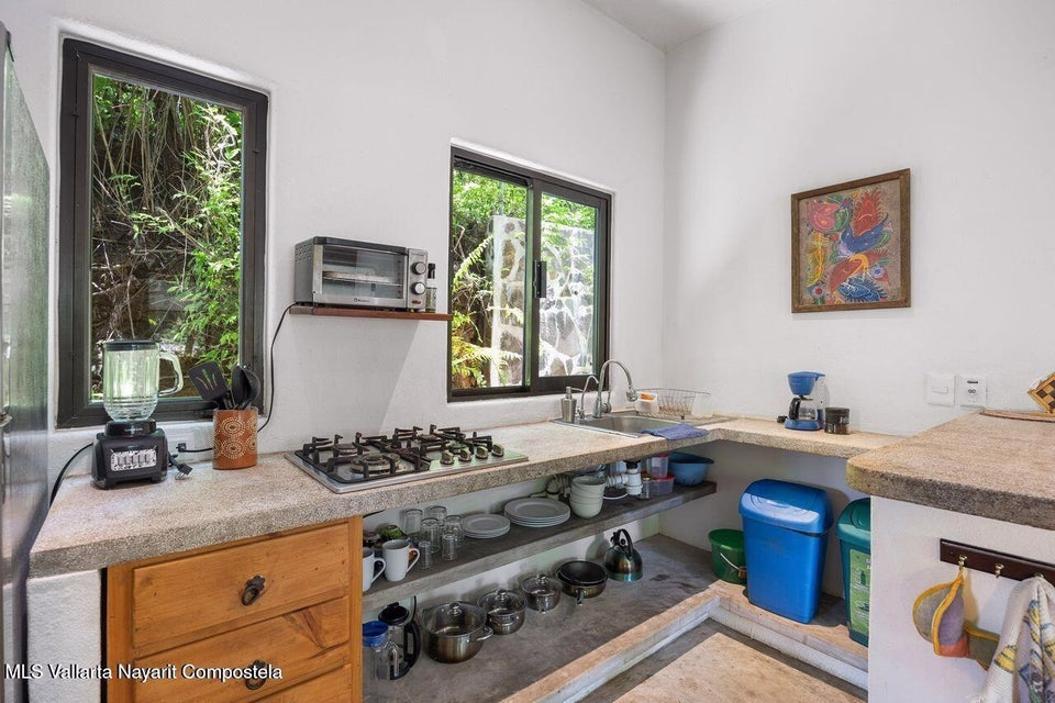 Tahiti-Casa-de-los-Pajaros-24 Investment property for sale in San Pancho with four rental apartments and private home