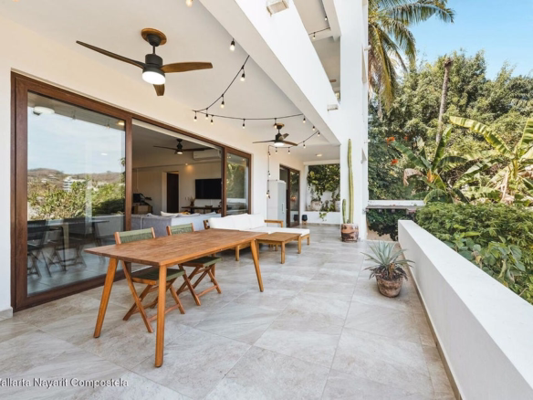 Fully equipped kitchen at Condo Lunita, Sayulita